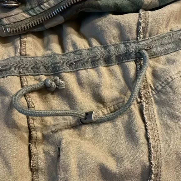 Free People 'Not Your Brother's' Surplus Utility Jacket Women’s XS Camo Green - Picture 10 of 13